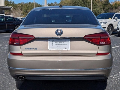 2016 Volkswagen Passat SE in Leesburg, FL