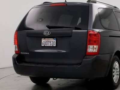 Kia Sedona 3.5L V-6 Gas