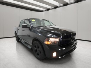 PRE-OWNED 2016 RAM 1500 EXPRESS