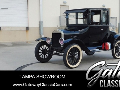 1925 Ford Model T Doctors Coupe