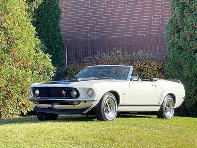 1969 Ford Mustang Nice White Head Turning 69 V8 Convertible