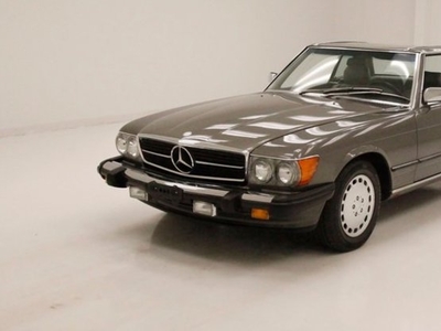 FOR SALE: 1987 Mercedes Benz 560SL $46,500 USD
