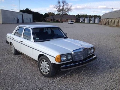 1978 Mercedes-Benz 220 For Sale