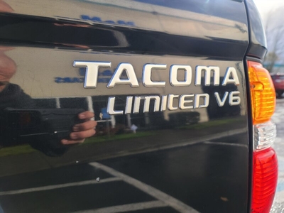 2003 Toyota Tacoma V6 in Portland, OR