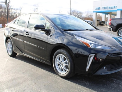 2019 Toyota Prius XLE in Troy, MO