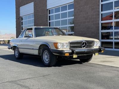 FOR SALE: 1975 Mercedes Benz 450SL $24,980 USD