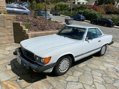 FOR SALE: 1987 Mercedes Benz 560 SL $34,795 USD