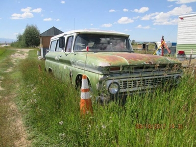 FOR SALE: 1963 Chevrolet Suburban $7,995 USD