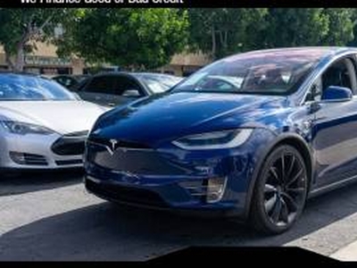 Tesla Model X L - Electric