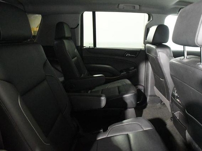 2016 Chevrolet Suburban LT w/ DvD/ Safety Tech in Branford, CT