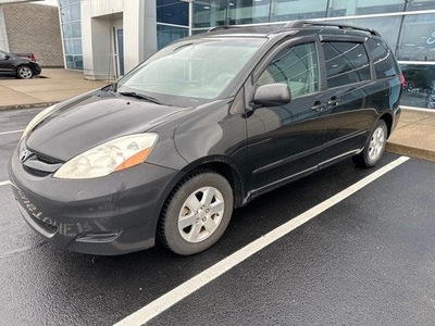 2009 Toyota Sienna for Sale in Chicago, Illinois