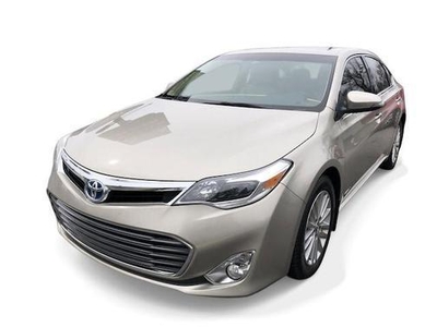 2014 Toyota Avalon Hybrid for Sale in Chicago, Illinois