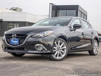 2015 Mazda Mazda3 for Sale in Northwoods, Illinois