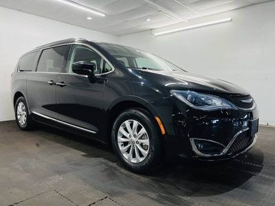 2020 Chrysler Pacifica Touring L with ADVANCED SAFETY PACKAGE for sale in Willimantic, CT