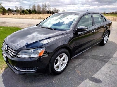 2012 Volkswagen Passat for Sale in Saint Louis, Missouri