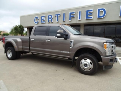 2018 Ford F-350 Super Duty 4X4 Limited 4DR Crew Cab 8 FT. LB DRW Pickup