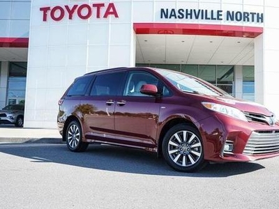 2020 Toyota Sienna for Sale in Chicago, Illinois