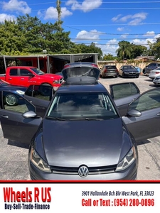 2015 Volkswagen Golf 4dr HB Auto TSI S in Hollywood, FL
