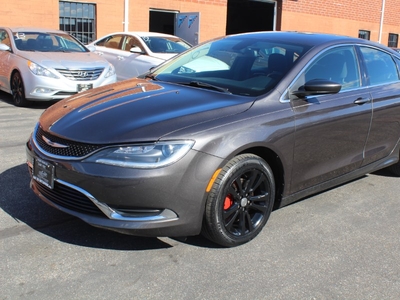 2016 Chrysler 200 4dr Sdn Limited FWD in Deer Park, NY