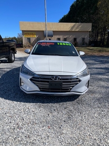 2019 Hyundai Elantra Limited in Clermont, GA