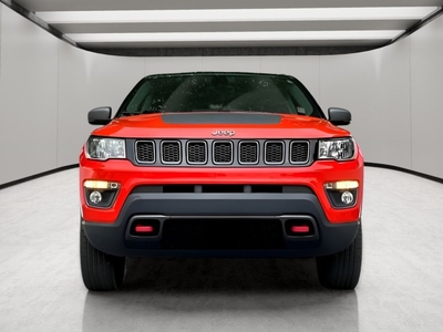 PRE-OWNED 2018 JEEP COMPASS TRAILHAWK 4X4