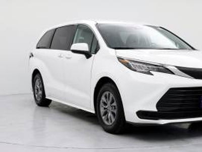 Toyota Sienna 2500