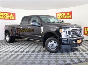 Pre-Owned 2022 Ford F-350SD Limited