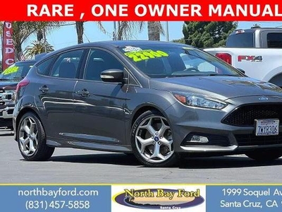 2017 Ford Focus ST for Sale in Co Bluffs, Iowa