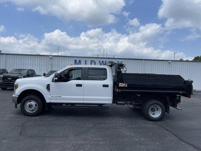 2019 Ford F-350 Chassis Cab for Sale in Co Bluffs, Iowa