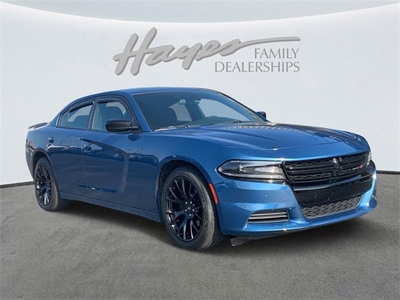 Used 2020 Dodge Charger SXT w/ Blacktop Package