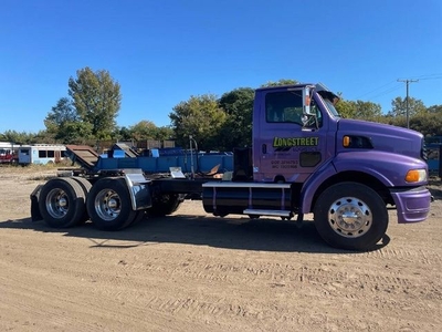 2001 Ford Sterling Day Cab Tractor