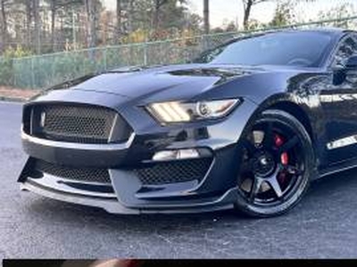 Ford Mustang 5200