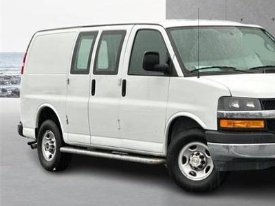 Chevrolet Express Cargo Van 6.0L V-8 Gas