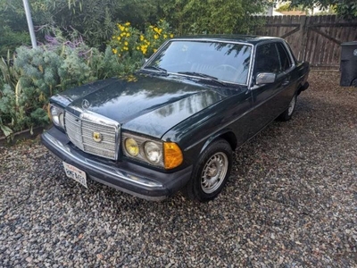 FOR SALE: 1981 Mercedes Benz 300CD $8,495 USD