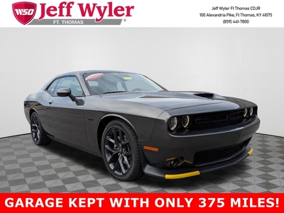 Challenger R/T RWD Coupe