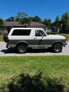 FOR SALE: 1987 Ford Bronco $16,995 USD