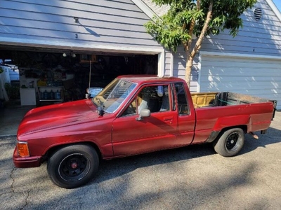 FOR SALE: 1986 Toyota Pickup $7,495 USD