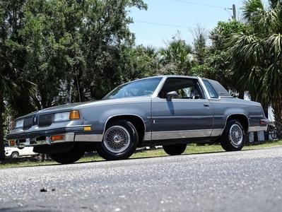 FOR SALE: 1987 Oldsmobile Cutlass Supreme $14,995 USD