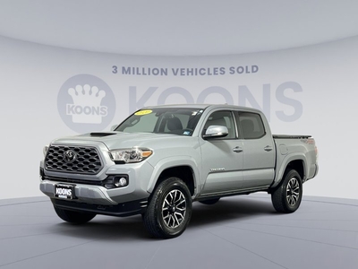 Used 2020 Toyota Tacoma TRD Sport for sale in Vienna, VA 22182: Truck Details - 681244172 | Kelley Blue Book