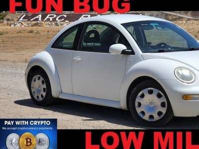 Volkswagen New Beetle 2.0L Inline-4 Gas