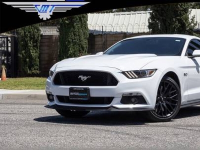 Ford Mustang 5.0L V-8 Gas