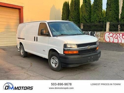 2017 Chevrolet Express 3500 for Sale in Co Bluffs, Iowa