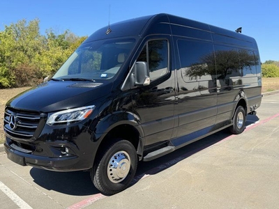 2024 Mercedes-Benz Sprinter 3500 Ultimate Toys AWD Ultimate Coach - Air Ride Extended