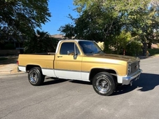 FOR SALE: 1985 Chevrolet C10 $19,995 USD