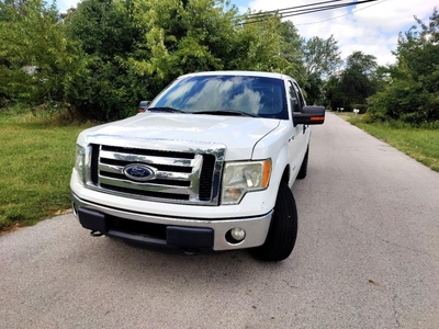 2011 Ford F-150 XLT 4x4 4dr SuperCrew Styleside 5.5 ft. SB for sale in Robbins, IL