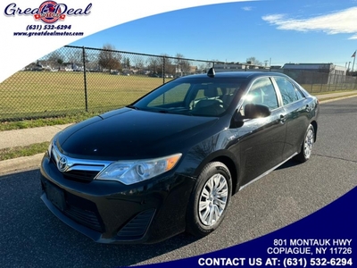2014 Toyota Camry Hybrid 4dr Sdn LE (Natl) *Ltd Avail* for sale in Copiague, NY