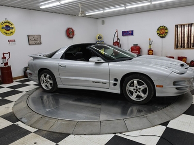 2002 Pontiac Firebird Trans Am 2DR Hatchback