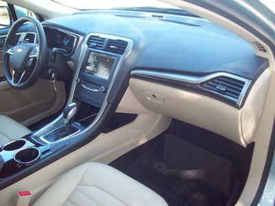 2013 Ford Fusion Hybrid SE in Spartanburg, SC