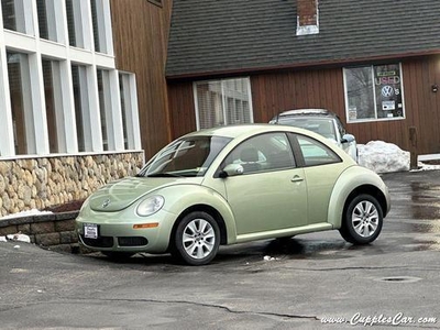 2008 Volkswagen New Beetle for Sale in Chicago, Illinois
