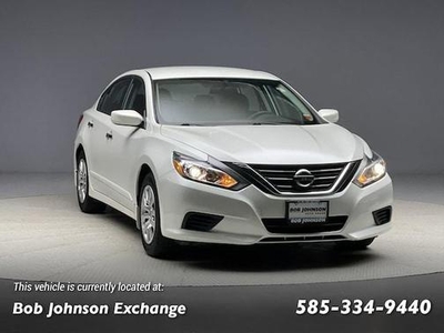 2016 Nissan Altima for Sale in Chicago, Illinois